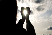 NG体育：[天下足球]凯恩德甲首秀传射 拜仁大胜不来梅.